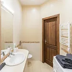Apartman Center Apartment, 8 *