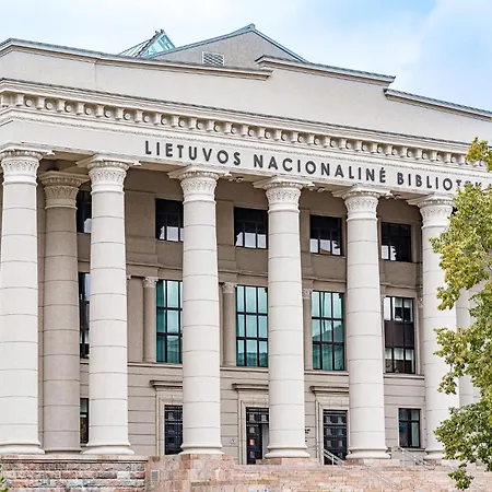 Center Apartment, 8 Apartment